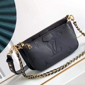 LV multi pochette accessoires